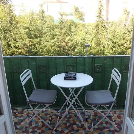 Auber Apartment *